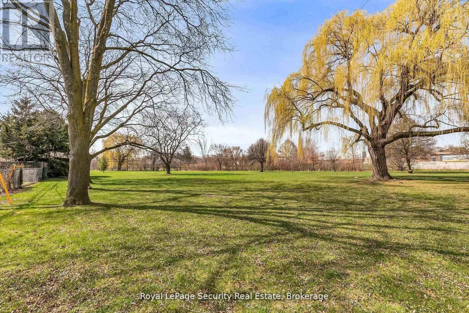 245 Avondale Boulevard, Brampton, Ontario  L6T 1J3 - Photo 36 - W12207521