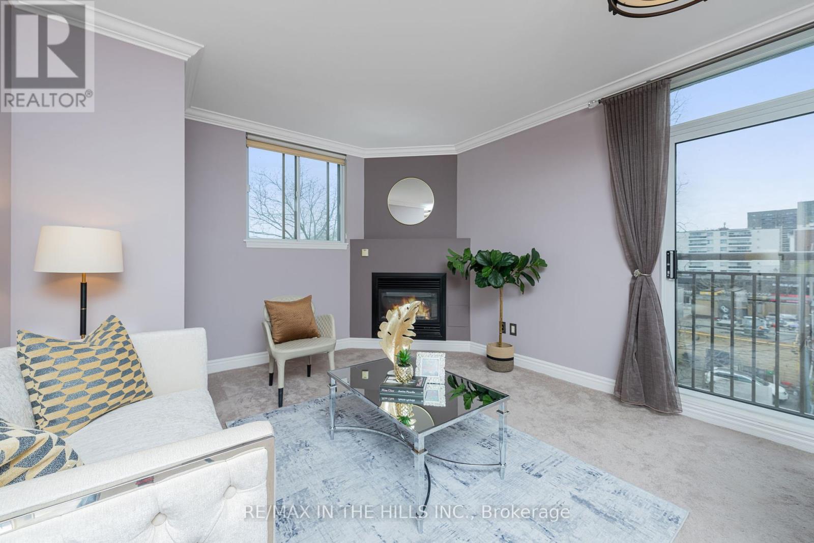 404 - 50 Port Street E, Mississauga, Ontario  L5G 1C1 - Photo 8 - W12207522
