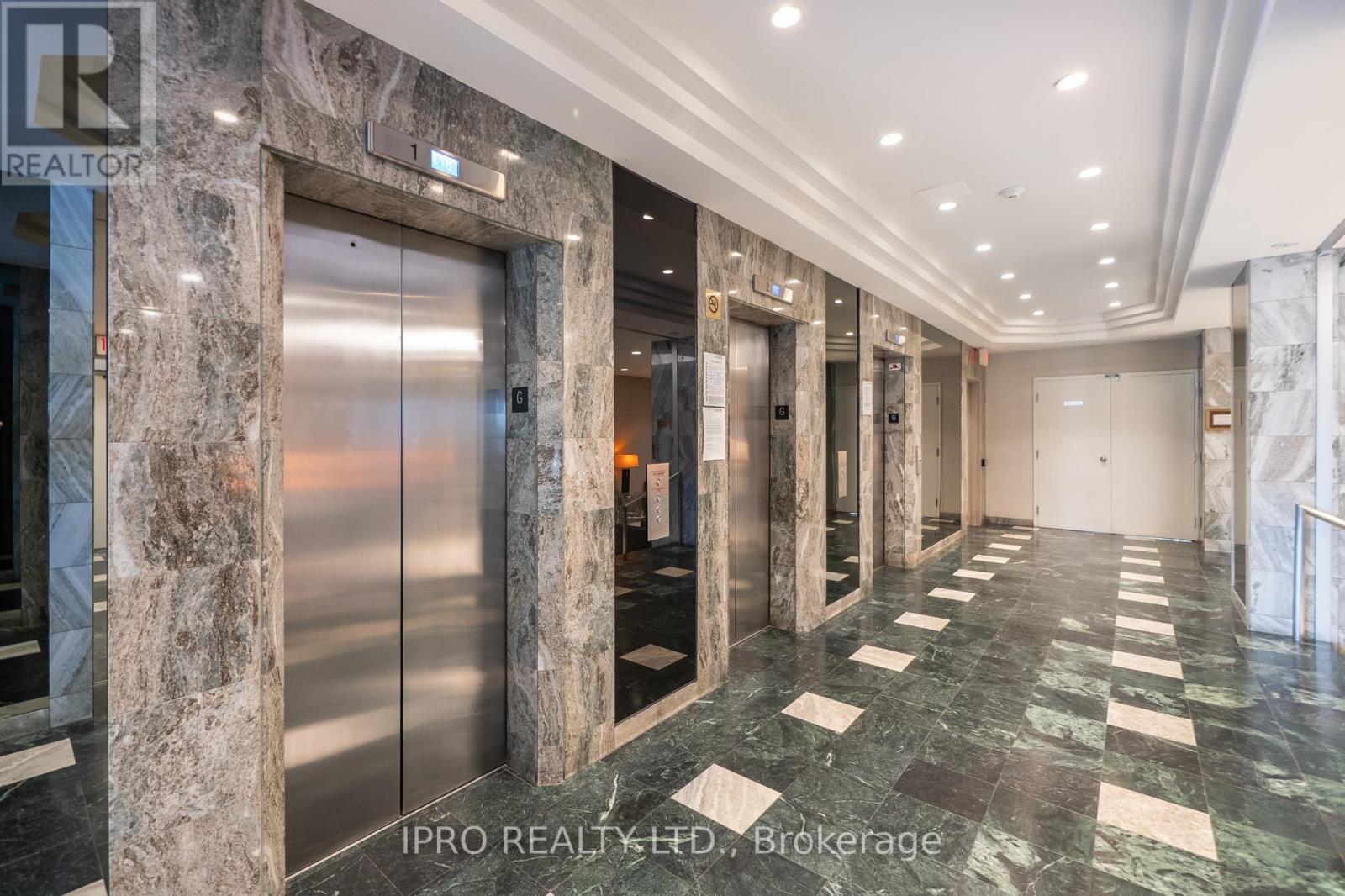 2106 - 4460 Tucana Court, Mississauga, Ontario  L5R 3K9 - Photo 6 - W12207562
