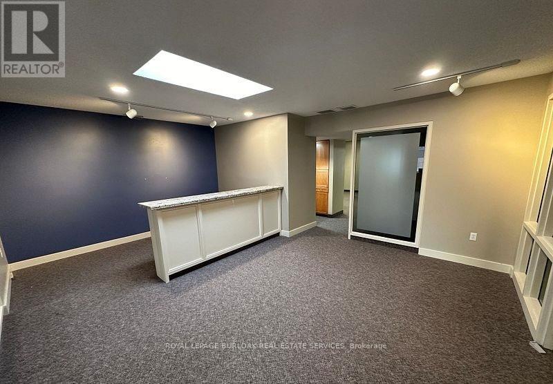 442 Brant Street, Burlington, Ontario  L7S 1G6 - Photo 7 - W12207600