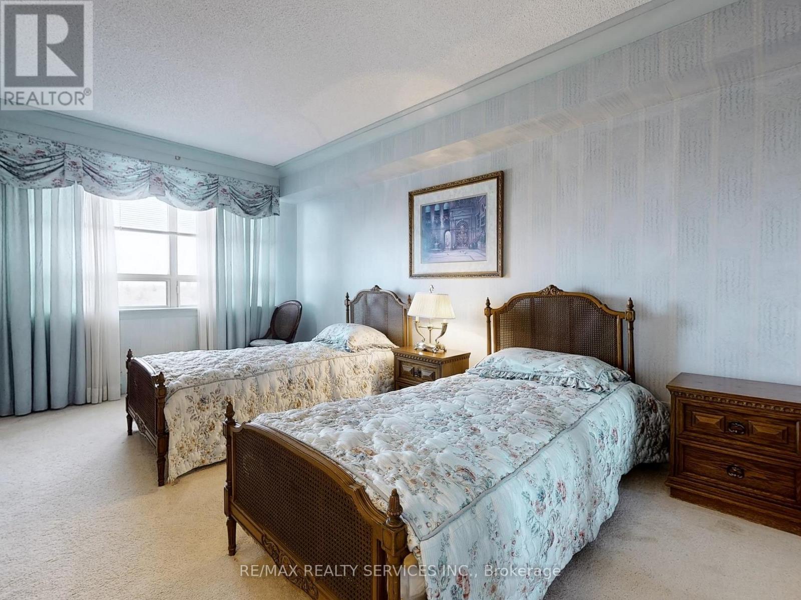 902 - 330 Mill Street S, Brampton, Ontario  L6Y 3V3 - Photo 25 - W12207607