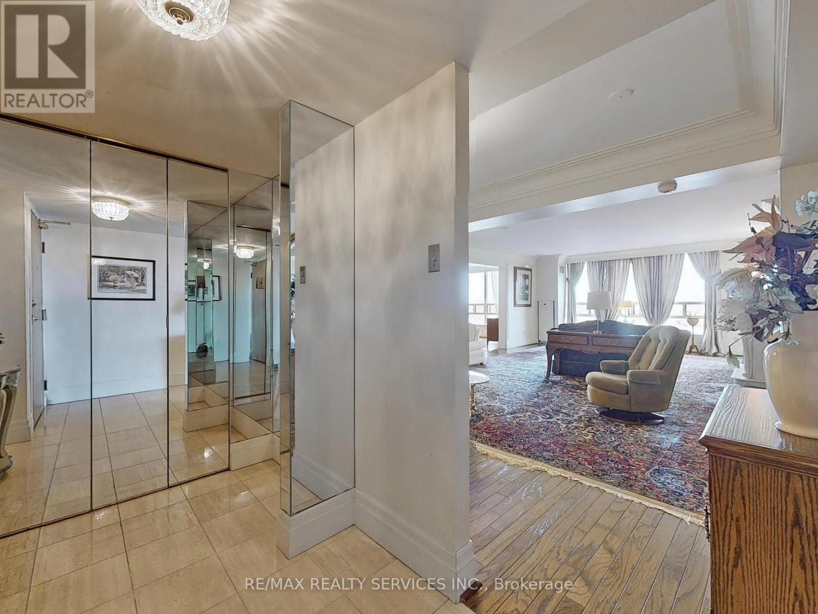 902 - 330 Mill Street S, Brampton, Ontario  L6Y 3V3 - Photo 40 - W12207607