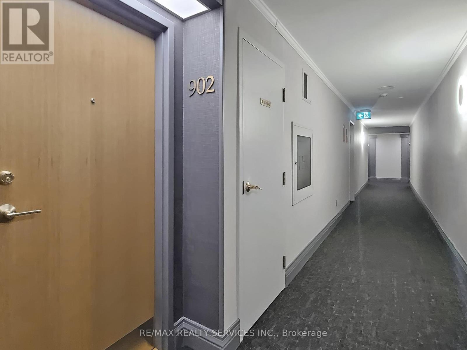 902 - 330 Mill Street S, Brampton, Ontario  L6Y 3V3 - Photo 43 - W12207607