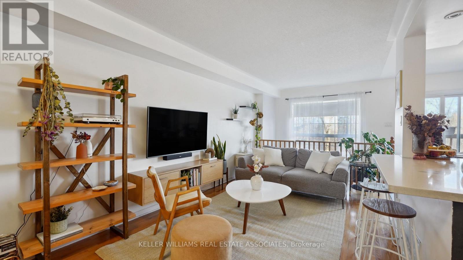 69 - 6399 Spinnaker Circle, Mississauga, Ontario  L5W 1Z5 - Photo 6 - W12134433