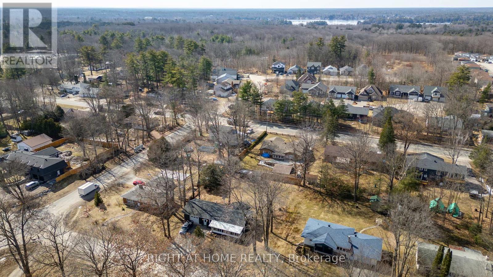 215 Wellington Street, Gravenhurst, Ontario  P1P 1B2 - Photo 37 - X12202514