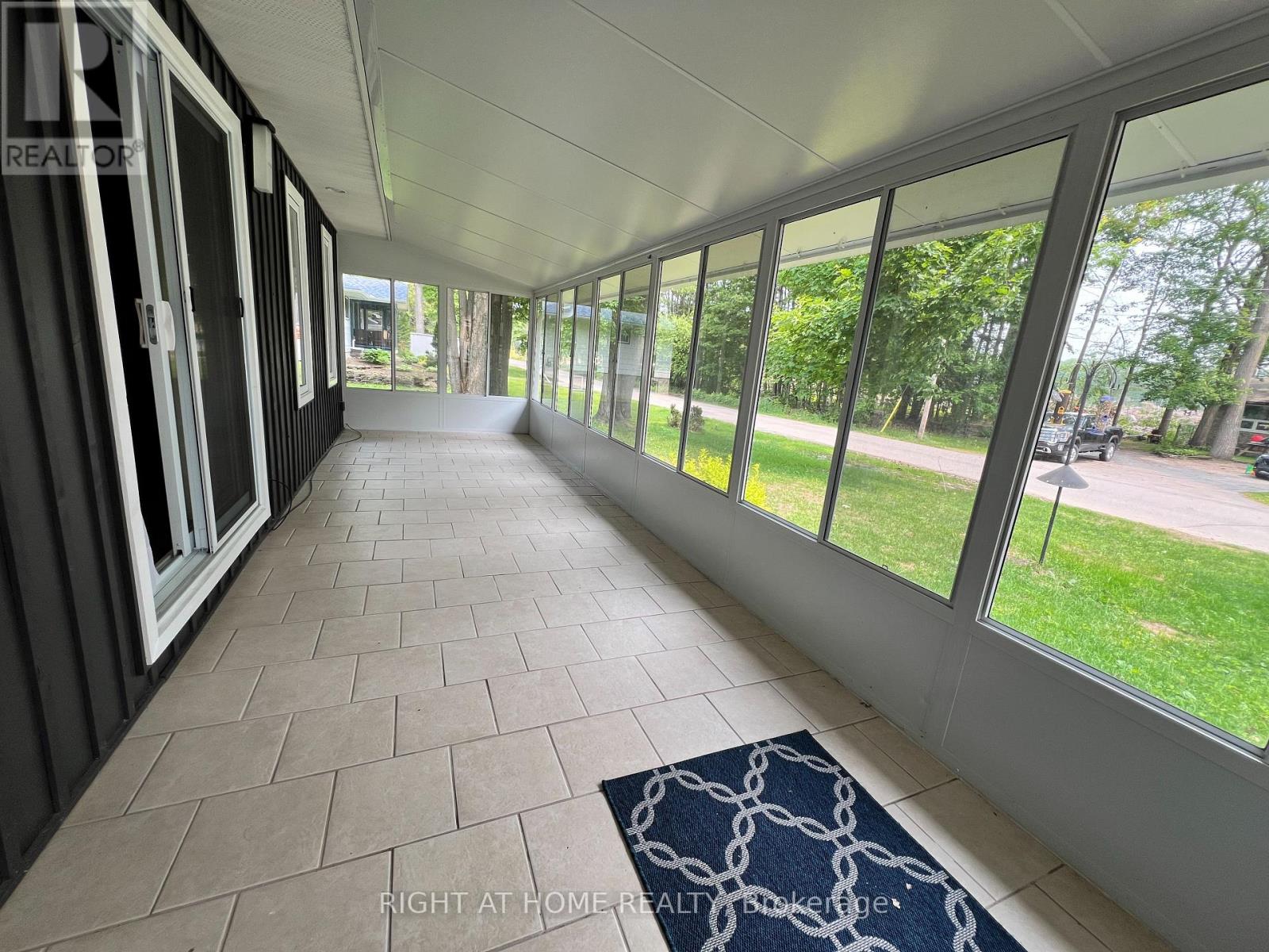 215 Wellington Street, Gravenhurst, Ontario  P1P 1B2 - Photo 31 - X12202514