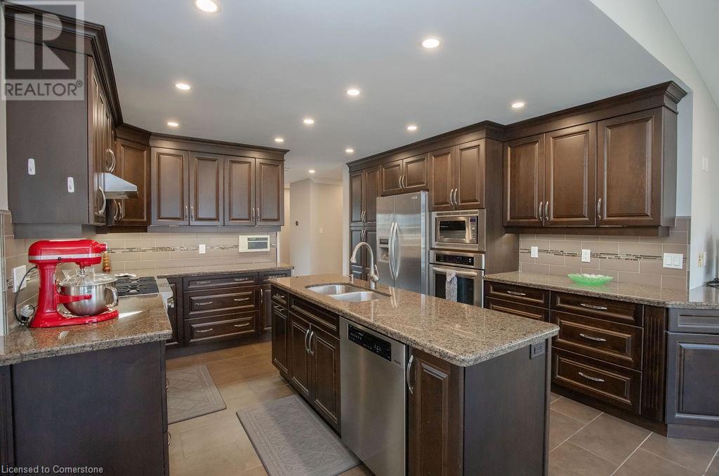 177 Claudette Gate, Hamilton, Ontario  L9B 2J9 - Photo 20 - 40738716