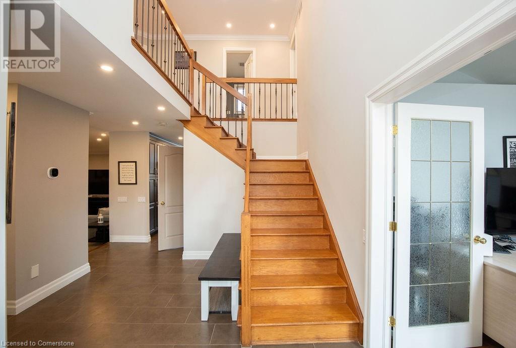 177 Claudette Gate, Hamilton, Ontario  L9B 2J9 - Photo 12 - 40738716