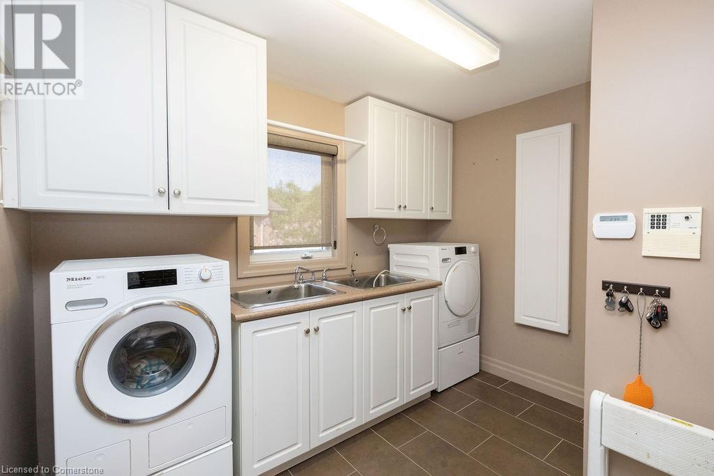 177 Claudette Gate, Hamilton, Ontario  L9B 2J9 - Photo 24 - 40738716