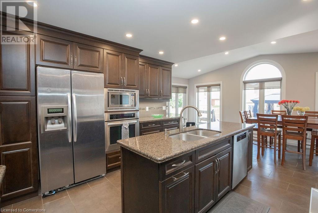 177 Claudette Gate, Hamilton, Ontario  L9B 2J9 - Photo 19 - 40738716