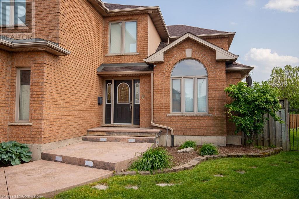 177 Claudette Gate, Hamilton, Ontario  L9B 2J9 - Photo 2 - 40738716