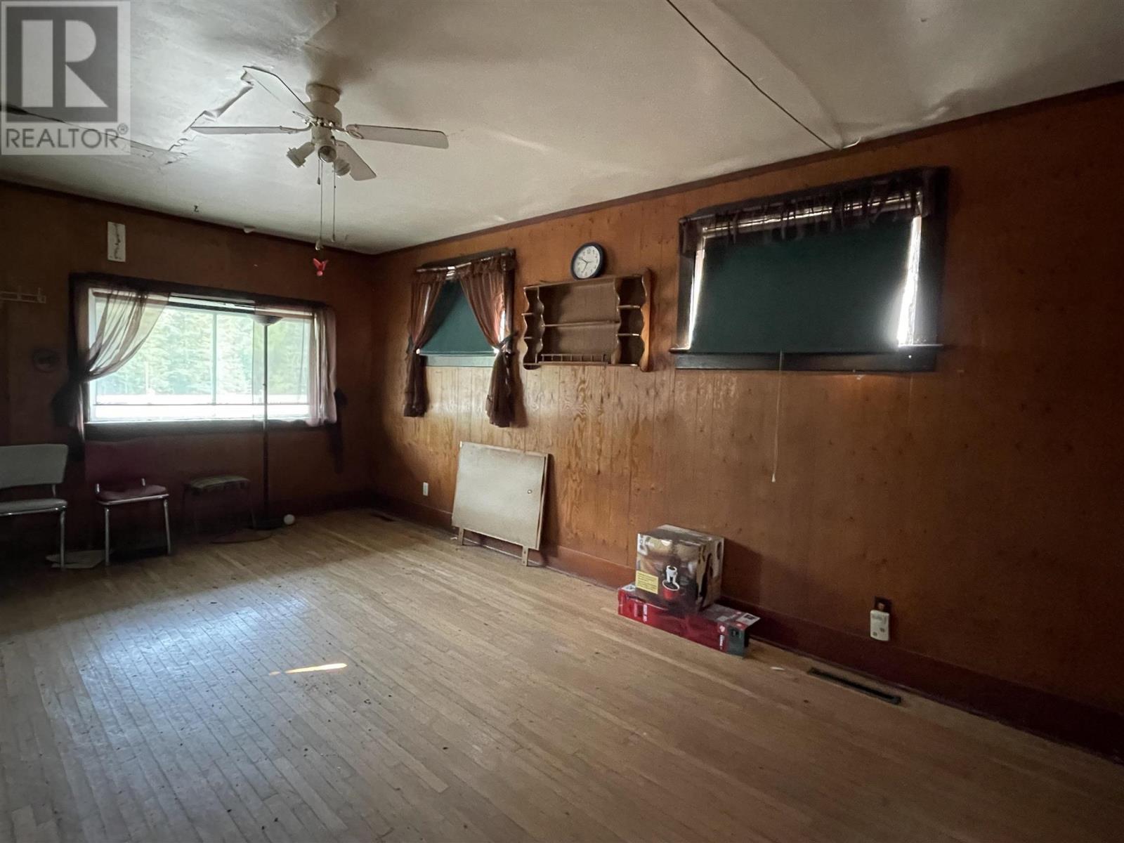 5891 Hwy 61, Thunder Bay, Ontario  P7L 0A7 - Photo 5 - TB251593