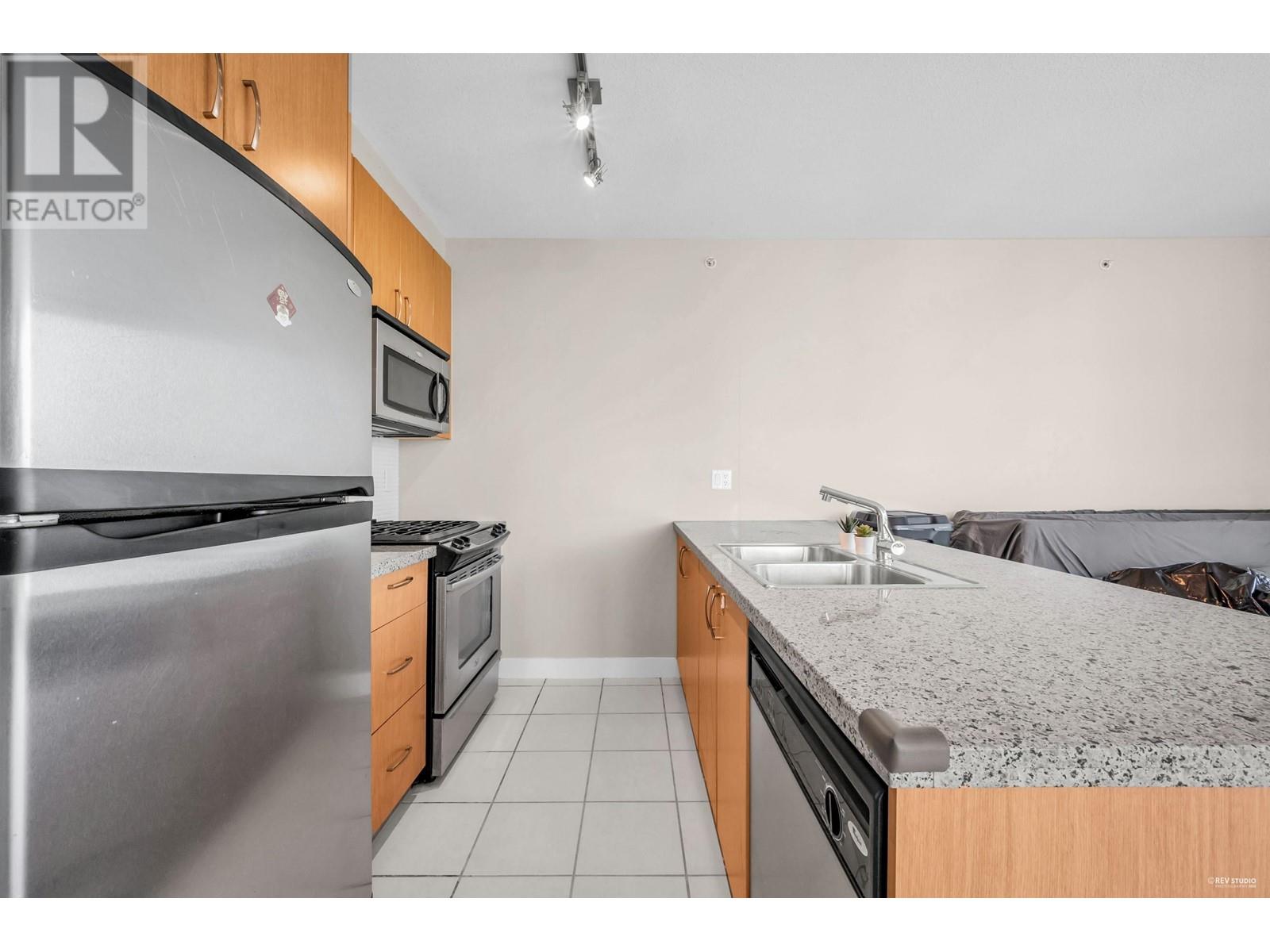 1007 9222 University Crescent, Burnaby, British Columbia  V5A 0A6 - Photo 8 - R3012954