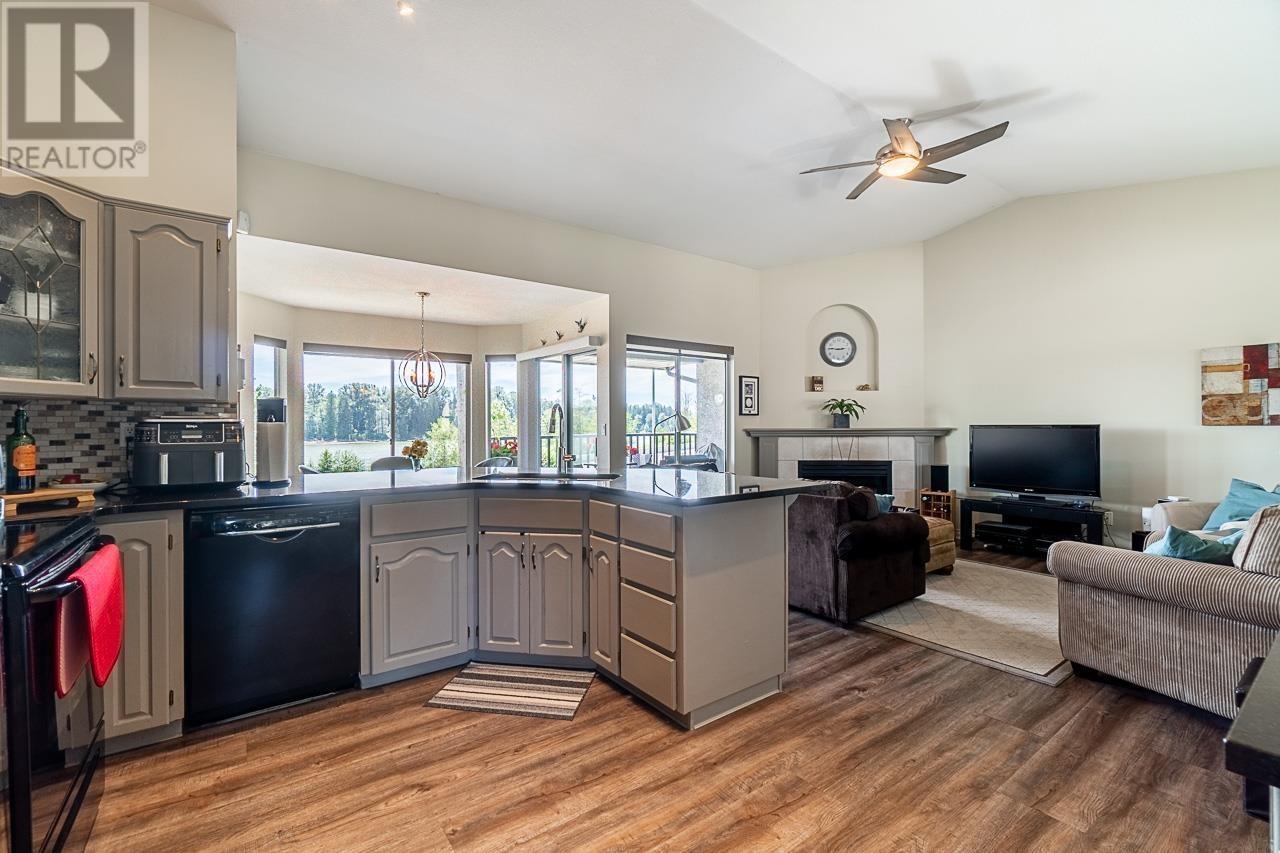 30 22488 116 Avenue, Maple Ridge, British Columbia  V2X 0X6 - Photo 10 - R3012955