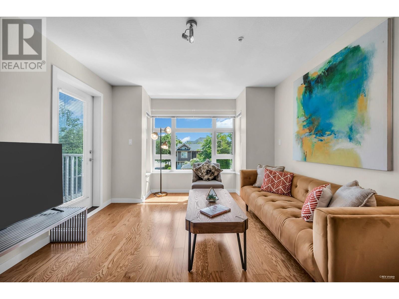 302 7339 Macpherson Avenue, Burnaby, British Columbia  V5J 0B1 - Photo 10 - R3012990