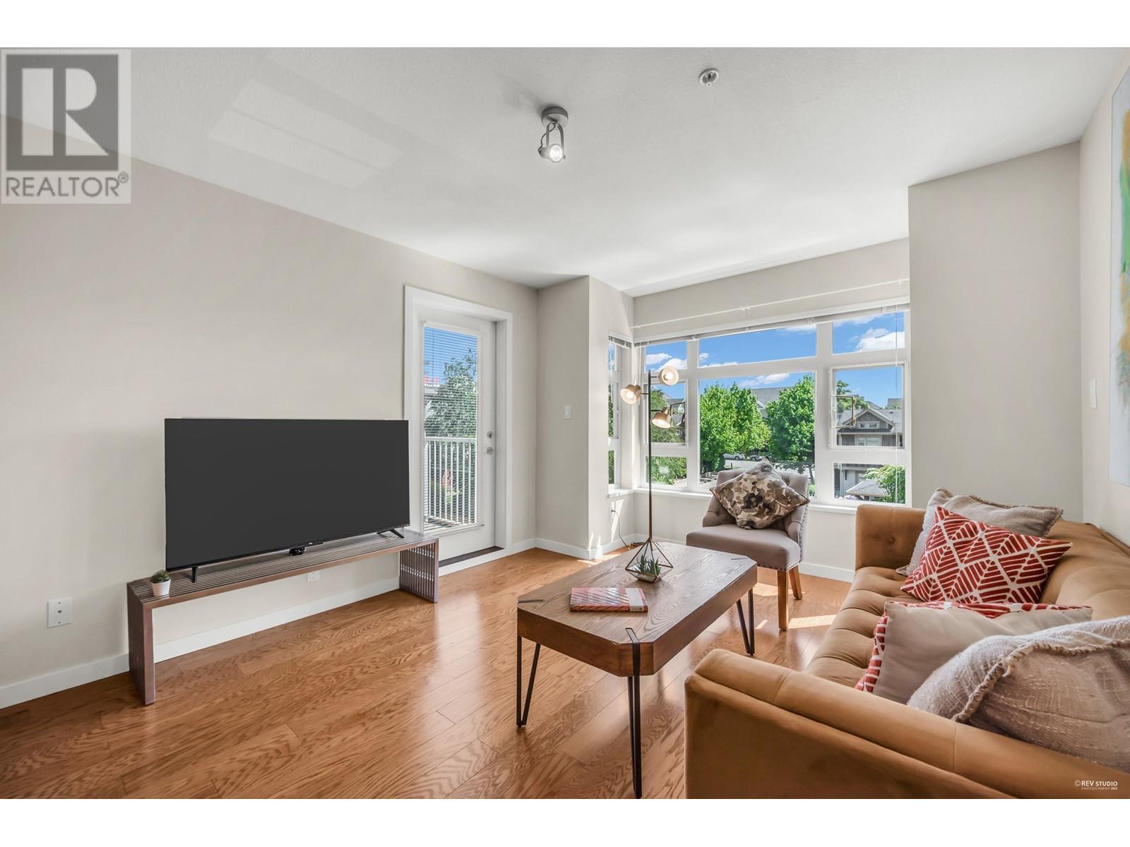 302 7339 Macpherson Avenue, Burnaby, British Columbia  V5J 0B1 - Photo 11 - R3012990
