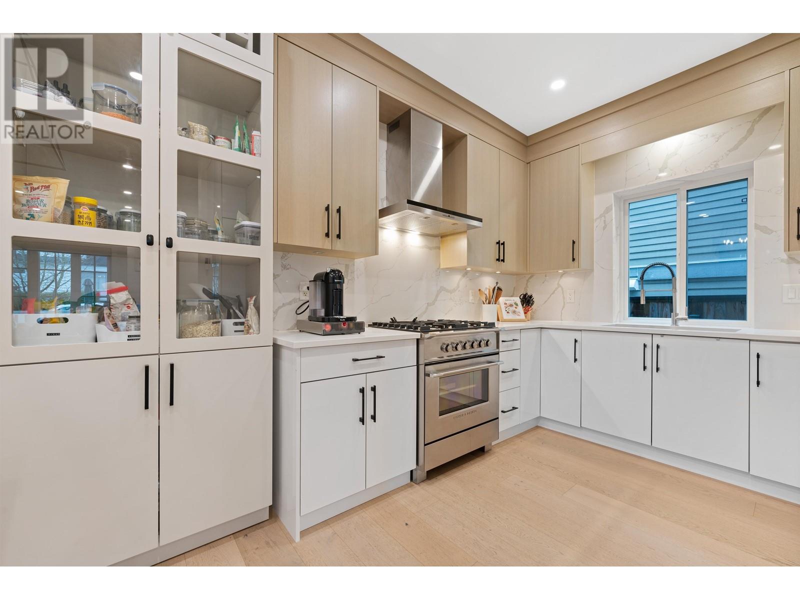 978 E 13th Avenue, Vancouver, British Columbia  V5T 2L6 - Photo 16 - R3013017