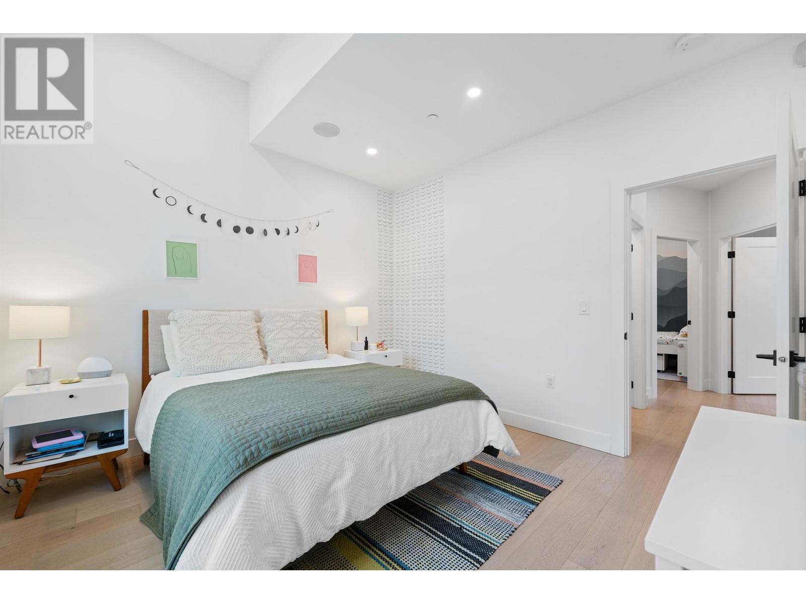 978 E 13th Avenue, Vancouver, British Columbia  V5T 2L6 - Photo 21 - R3013017