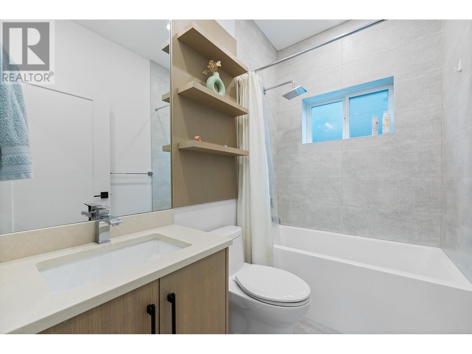 978 E 13th Avenue, Vancouver, British Columbia  V5T 2L6 - Photo 29 - R3013017