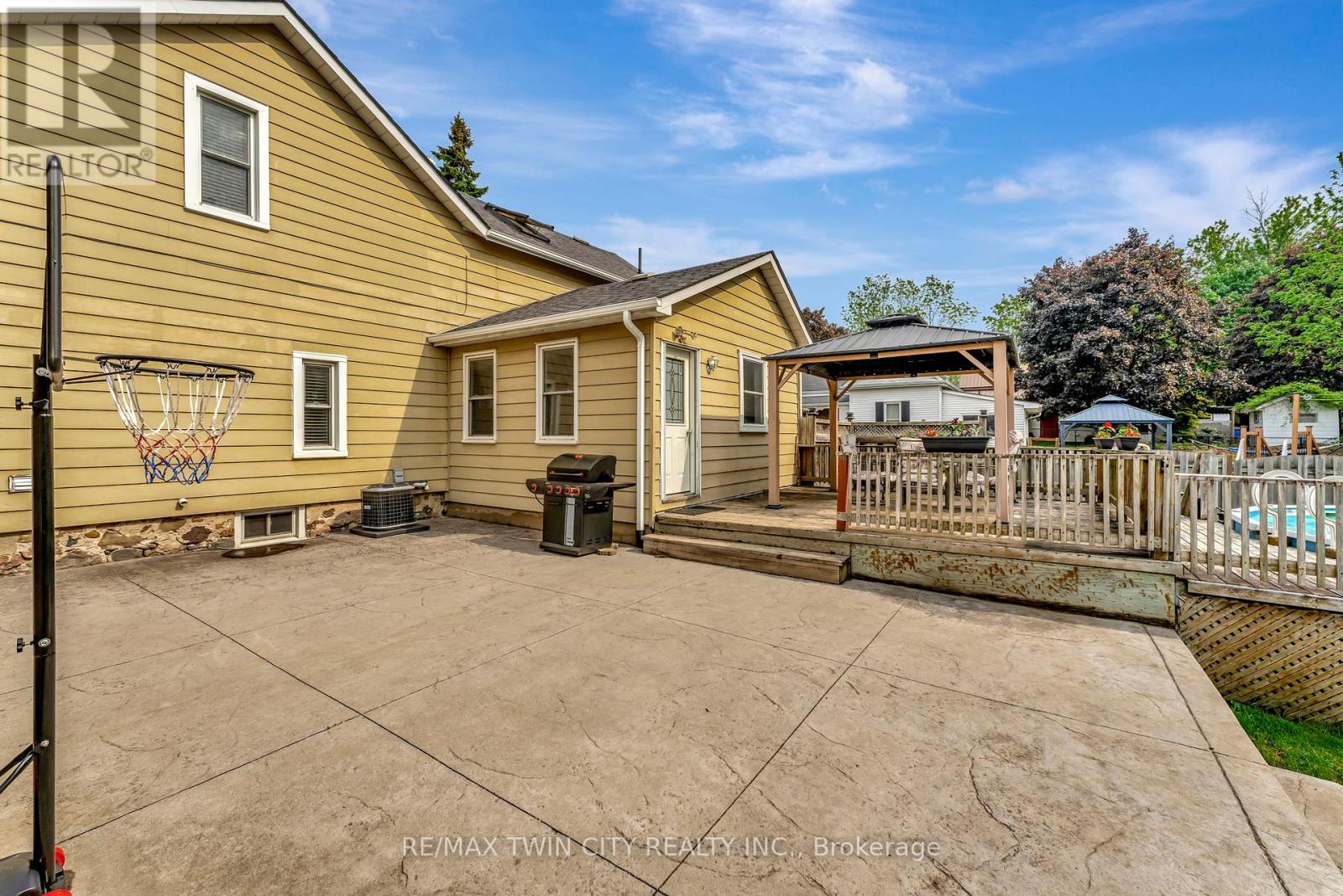 123 Blandford Street, East Zorra-Tavistock, Ontario  N0J 1M0 - Photo 37 - X12207502