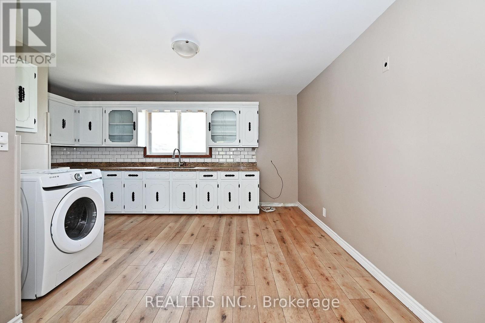 6 Lucerne Place, St. Catharines, Ontario  L2P 2E8 - Photo 16 - X12207560