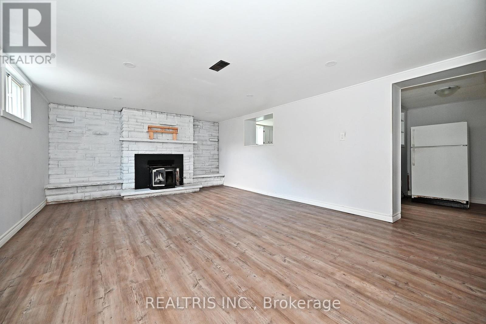 6 Lucerne Place, St. Catharines, Ontario  L2P 2E8 - Photo 31 - X12207560