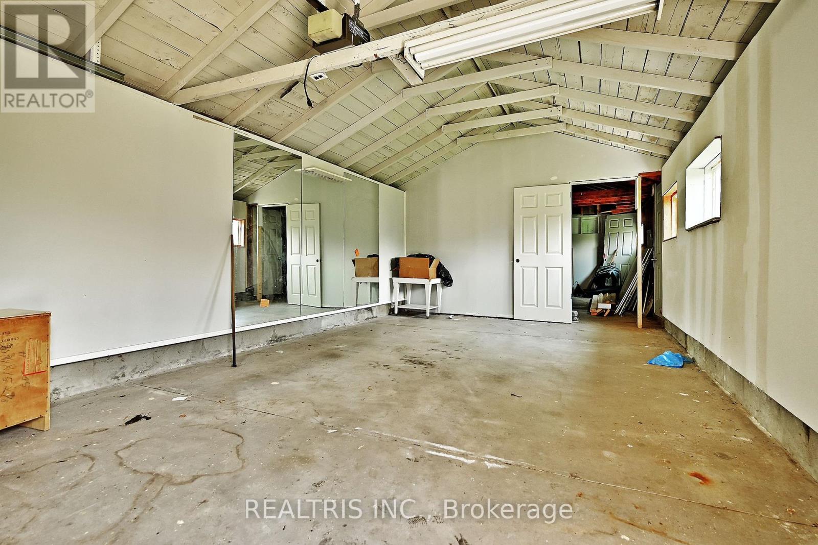 6 Lucerne Place, St. Catharines, Ontario  L2P 2E8 - Photo 46 - X12207560