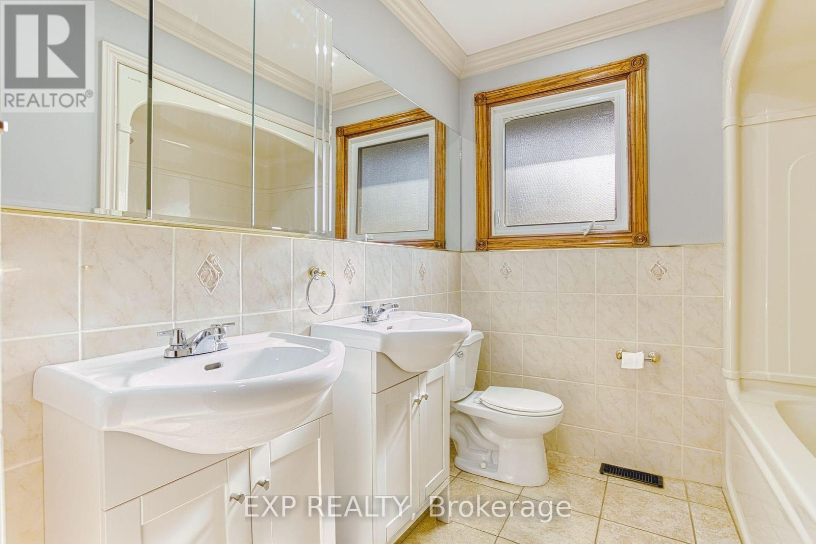 Main - 1204 Highway 8, Hamilton, Ontario  L8E 5K2 - Photo 8 - X12207609