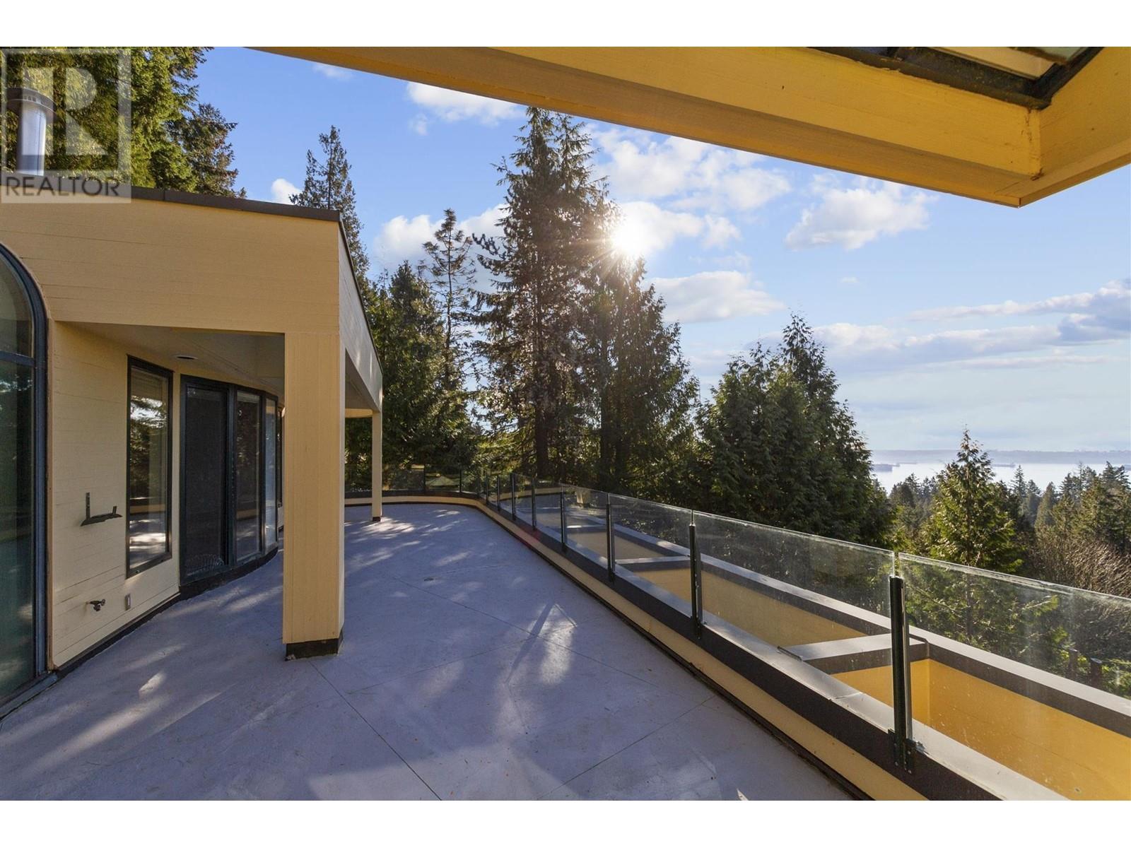 2780 Rosebery Avenue, West Vancouver, British Columbia  V7V 3A2 - Photo 26 - R3013001