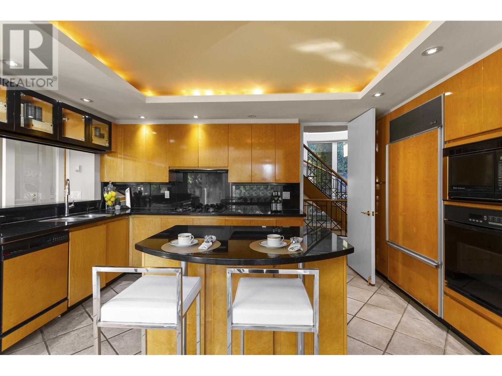 2780 Rosebery Avenue, West Vancouver, British Columbia  V7V 3A2 - Photo 8 - R3013001