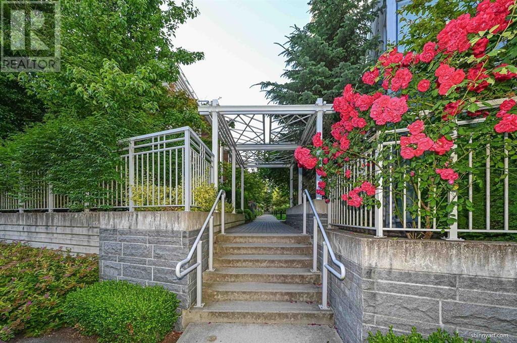 803 3355 Binning Road, Vancouver, British Columbia  V6S 0J1 - Photo 4 - R3013035