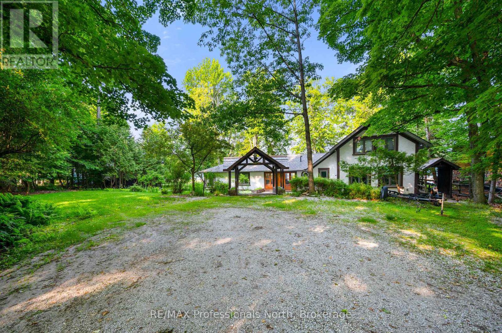 1073 Grass Lake Road, Dysart Et Al, Ontario  K0M 1S0 - Photo 42 - X12207659
