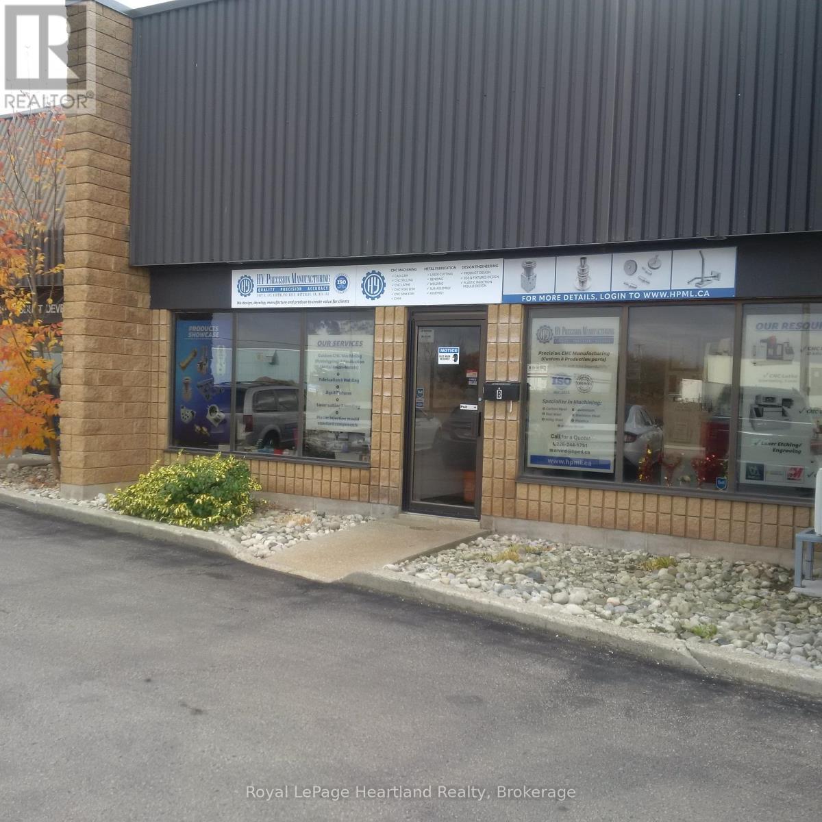 105 Northland Road, Waterloo, Ontario  N2V 1Y8 - Photo 18 - X12207702