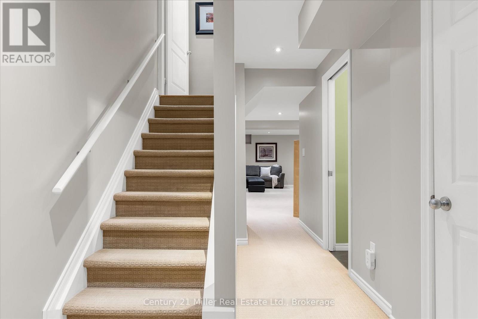 2426 Felhaber Crescent, Oakville, Ontario  L6H 7N8 - Photo 28 - W12197843