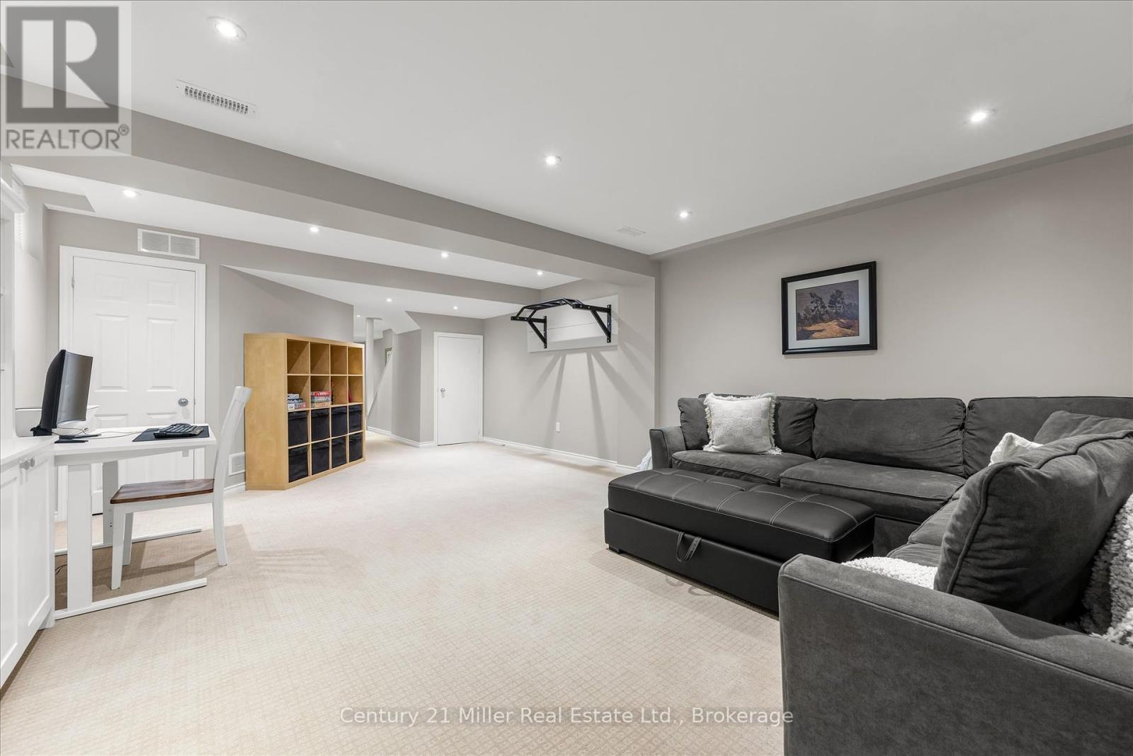2426 Felhaber Crescent, Oakville, Ontario  L6H 7N8 - Photo 32 - W12197843