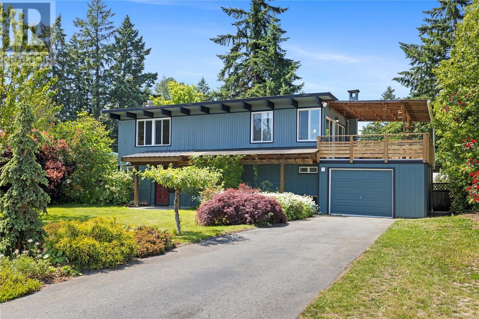 419 Lenhart Ave, Nanaimo, British Columbia  V9S 4X4 - Photo 1 - 1002297
