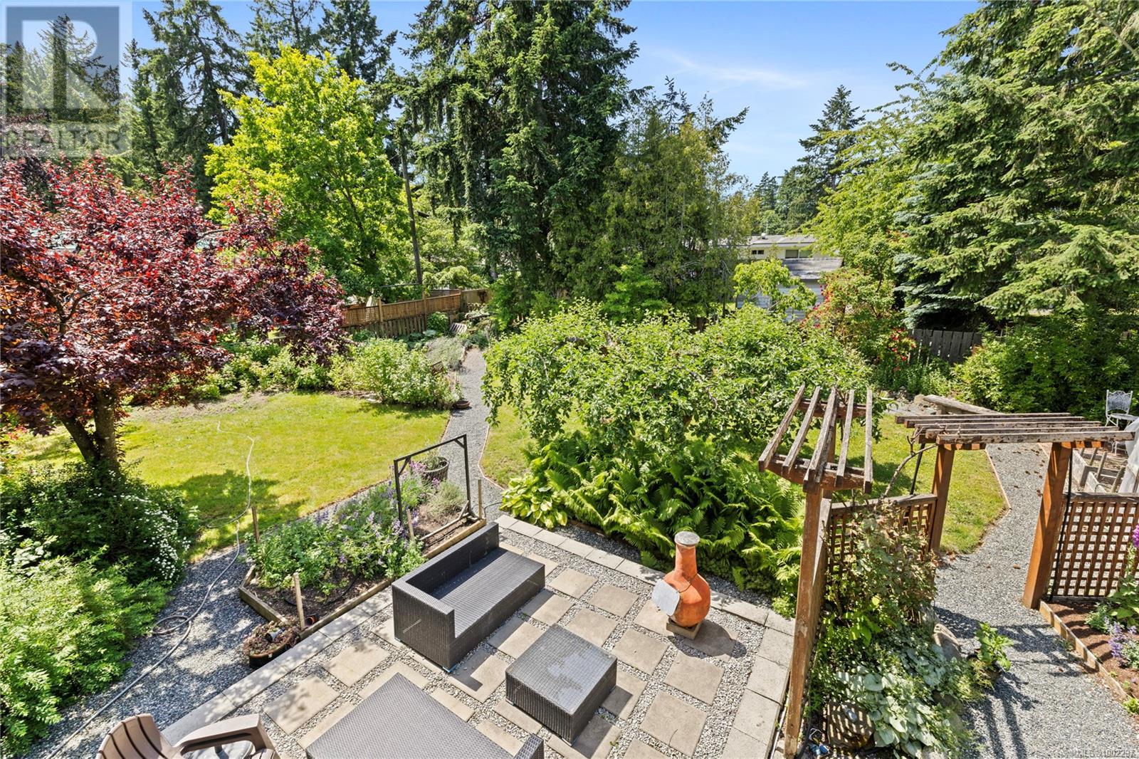 419 Lenhart Ave, Nanaimo, British Columbia  V9S 4X4 - Photo 32 - 1002297
