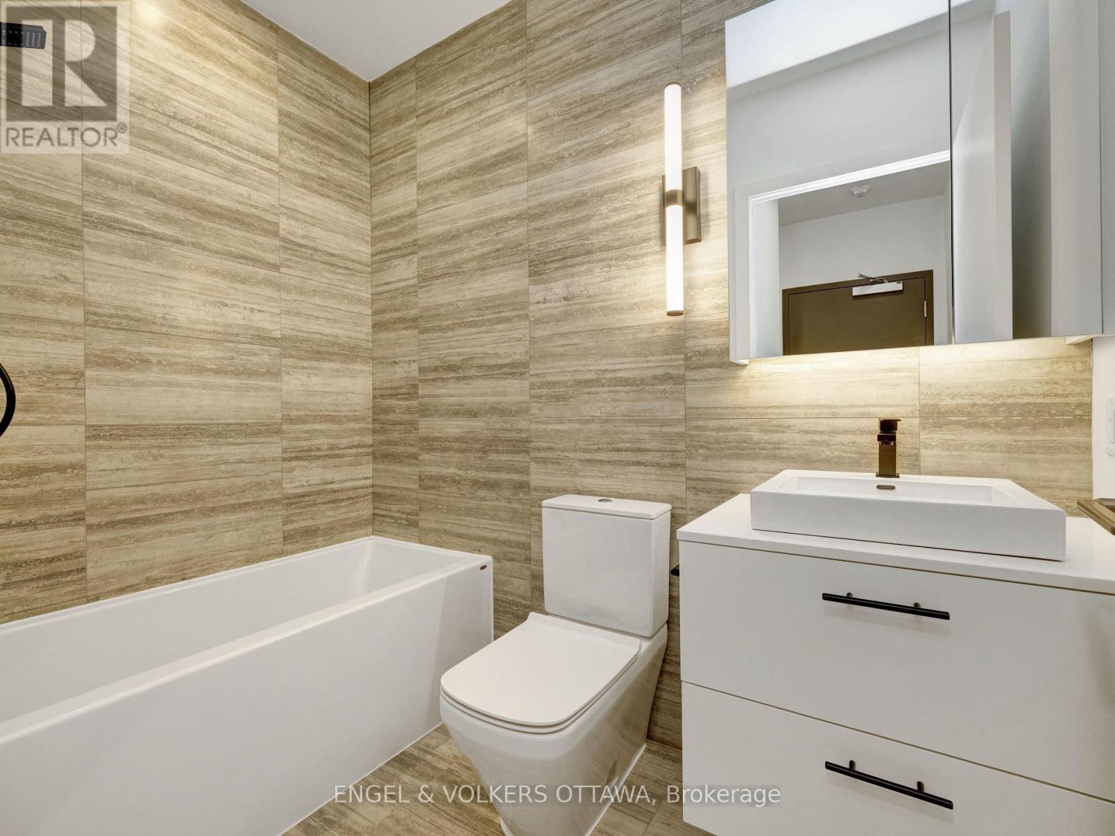 212 - 10 James Street, Ottawa, Ontario  K2P 1T2 - Photo 18 - X12207675