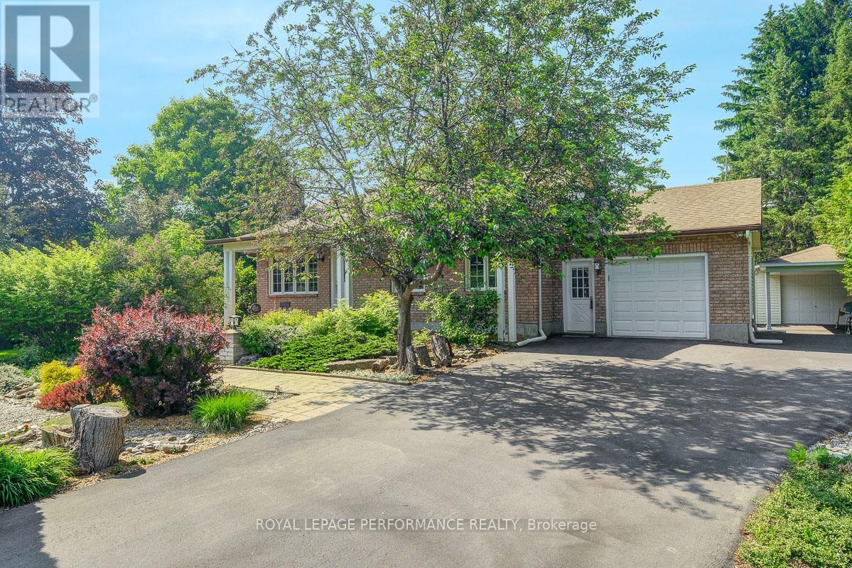 1895 Horizon Drive, Ottawa, Ontario  K0A 3H0 - Photo 1 - X12207677