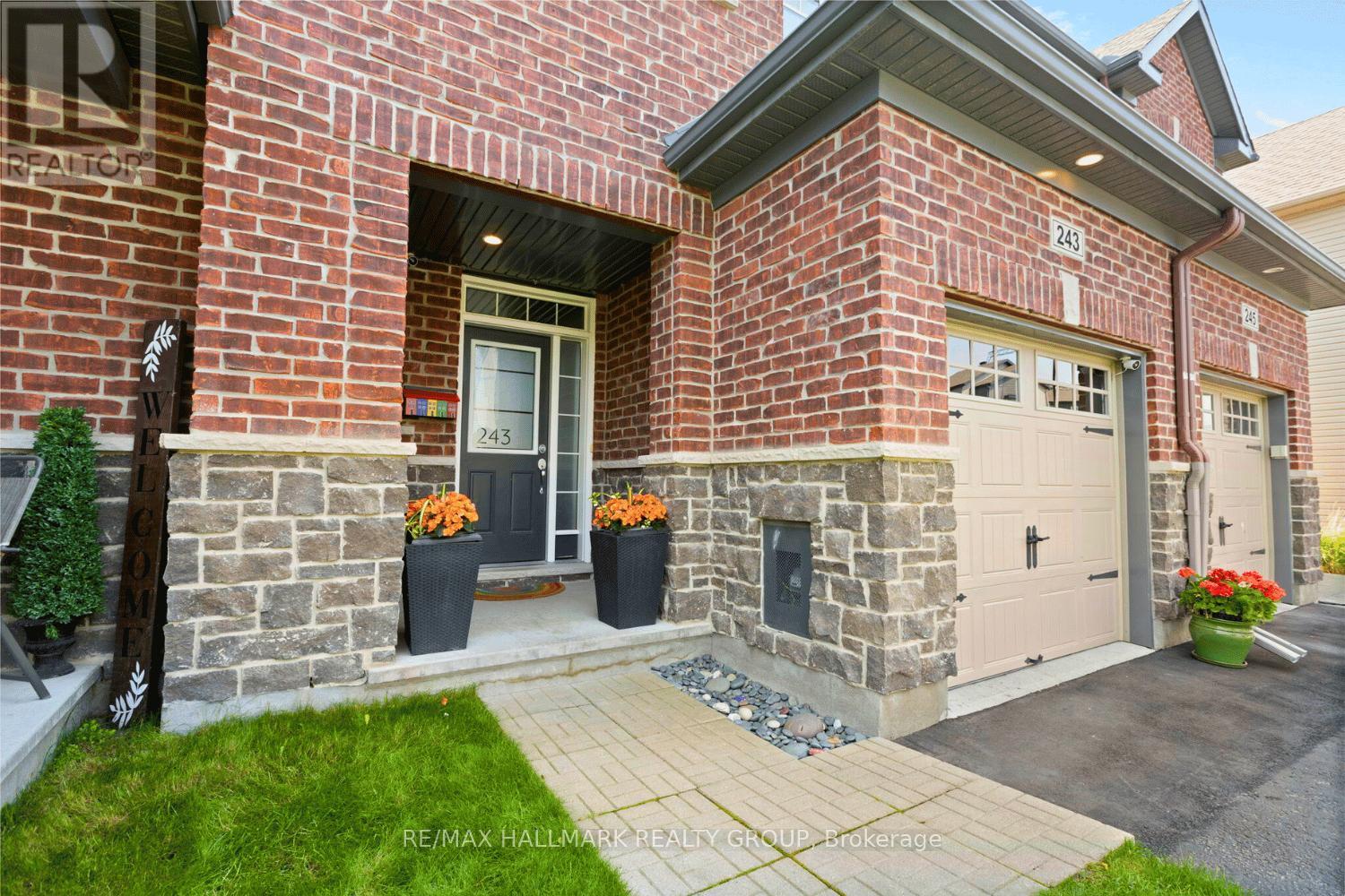 243 Livery Street, Ottawa, Ontario  K2V 0A5 - Photo 2 - X12207687