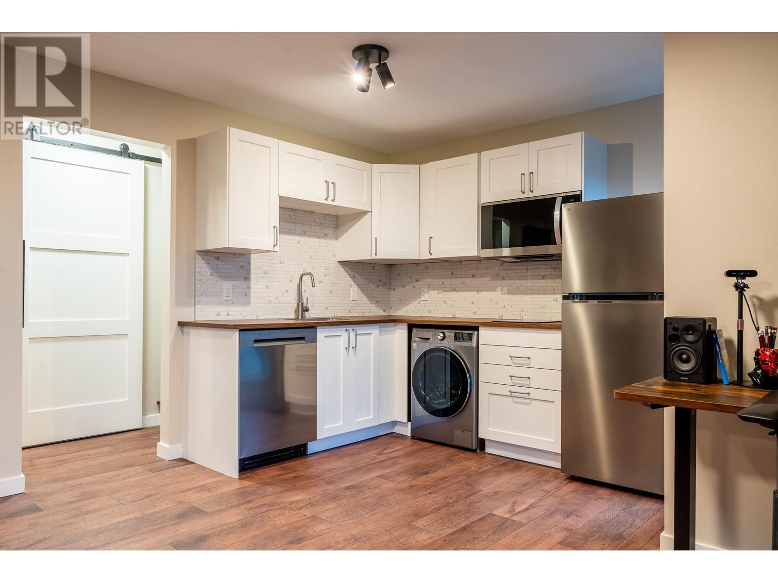 8 5746 Marine Way, Sechelt, British Columbia  V7Z 0L8 - Photo 29 - R2996970