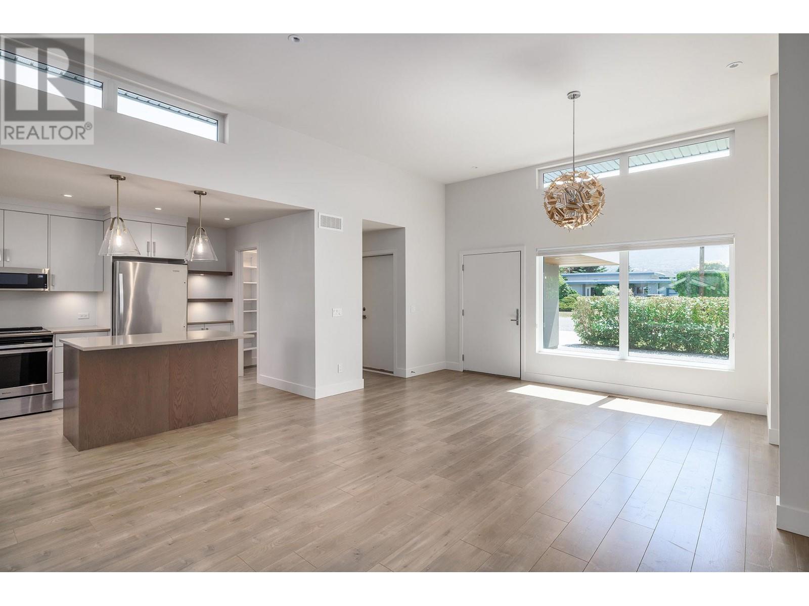 410 Sarsons Road, Kelowna, British Columbia  V1W 1C2 - Photo 10 - 10351393