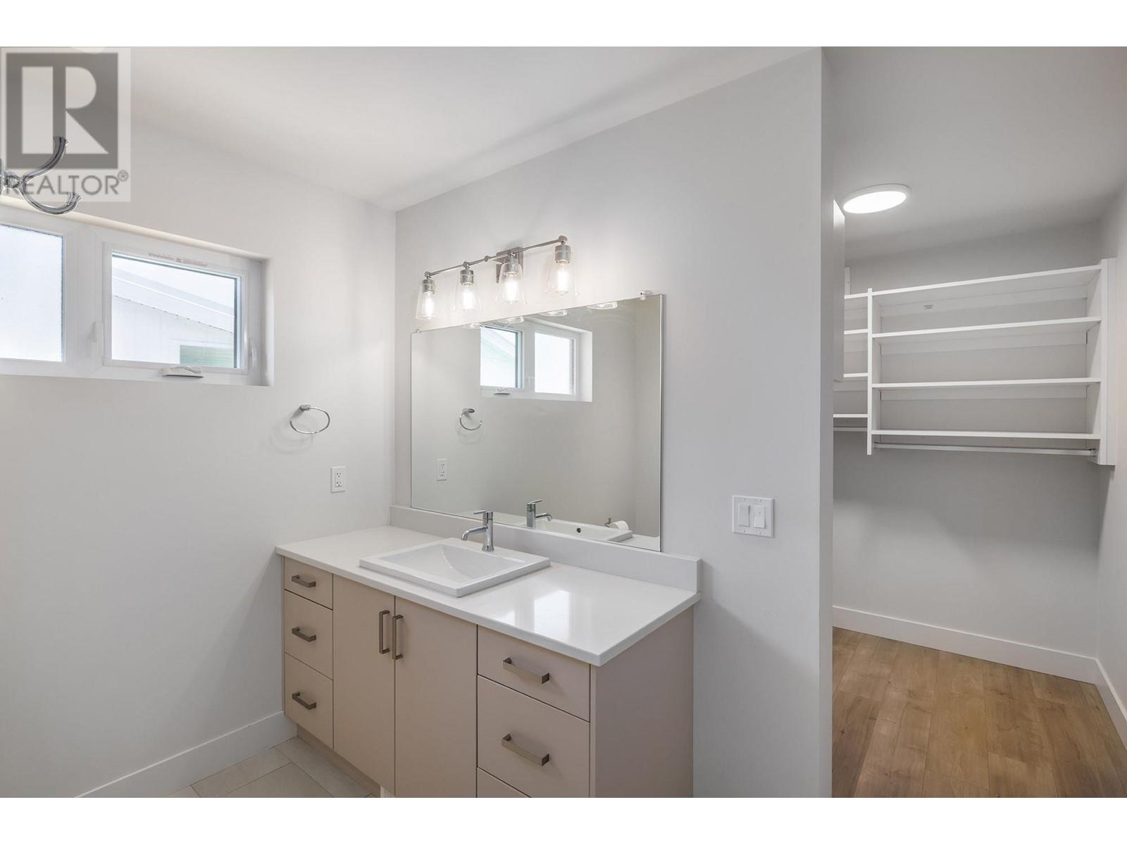 410 Sarsons Road, Kelowna, British Columbia  V1W 1C2 - Photo 21 - 10351393