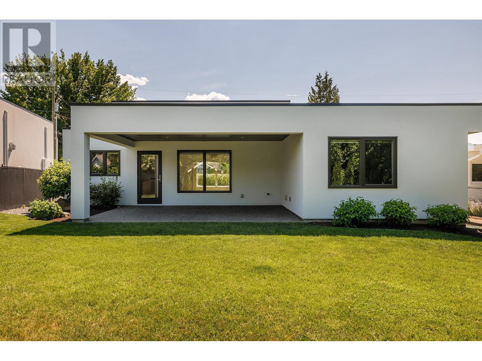 410 Sarsons Road, Kelowna, British Columbia  V1W 1C2 - Photo 2 - 10351393