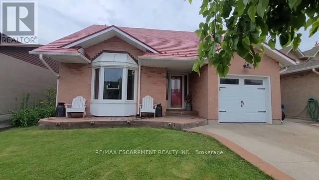 448 ACADIA DRIVE, Hamilton, Ontario