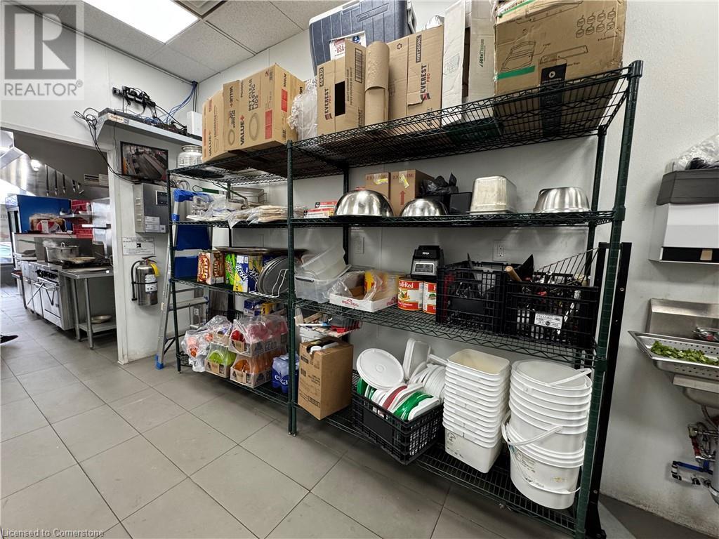 1030 Adelaide Street N Unit# 3, London, Ontario  N5Y 2M9 - Photo 5 - 40739251