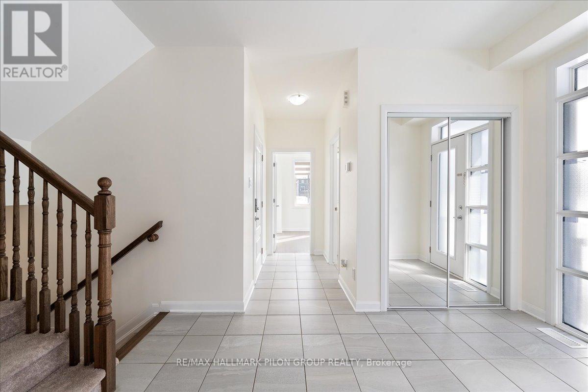 29 Watchim Street, Ottawa, Ontario  K4A 5K6 - Photo 11 - X12150773