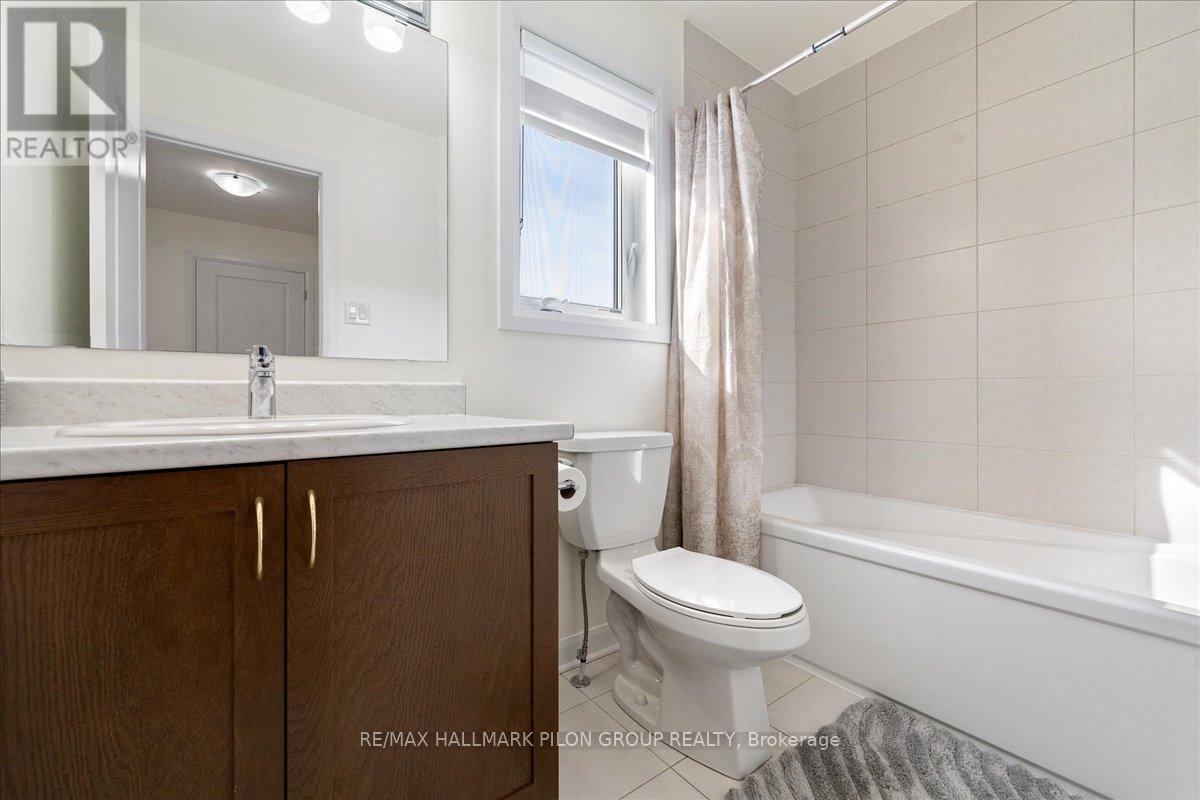 29 Watchim Street, Ottawa, Ontario  K4A 5K6 - Photo 17 - X12150773