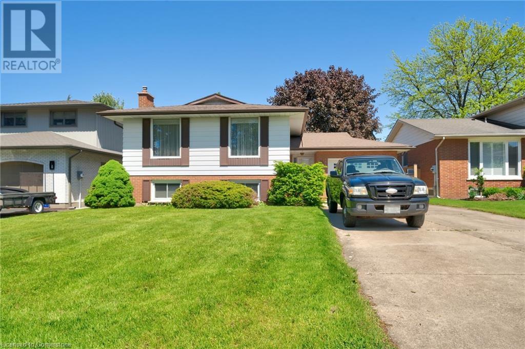 13 Meadowbrook Crescent, St. Catharines, Ontario  L2M 7G8 - Photo 3 - 40733953
