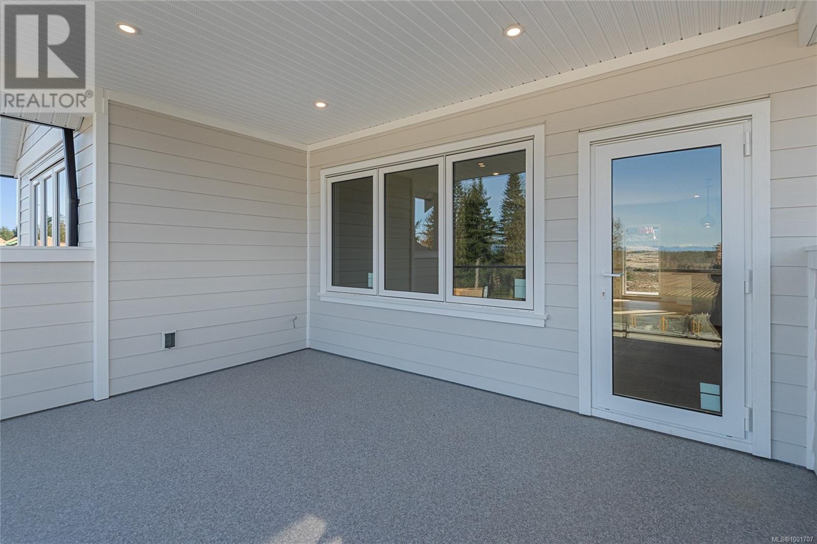 Property at 1783 Crown Isle Blvd image 5